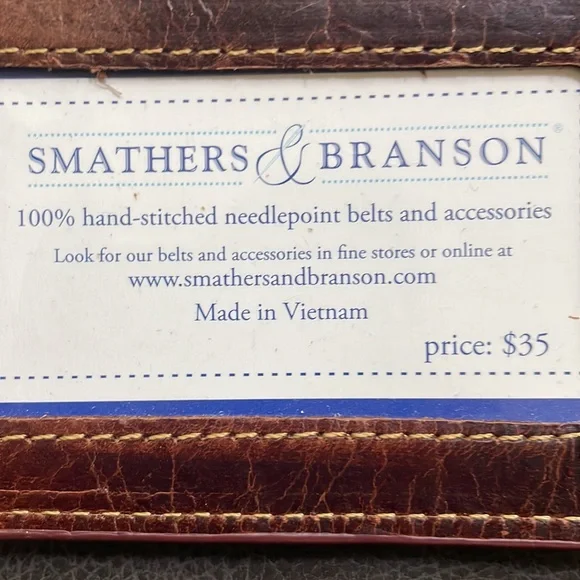 St. Ignatius Wildcats can koozie and luggage tag by Smathers & Branson - Picture 4 of 4